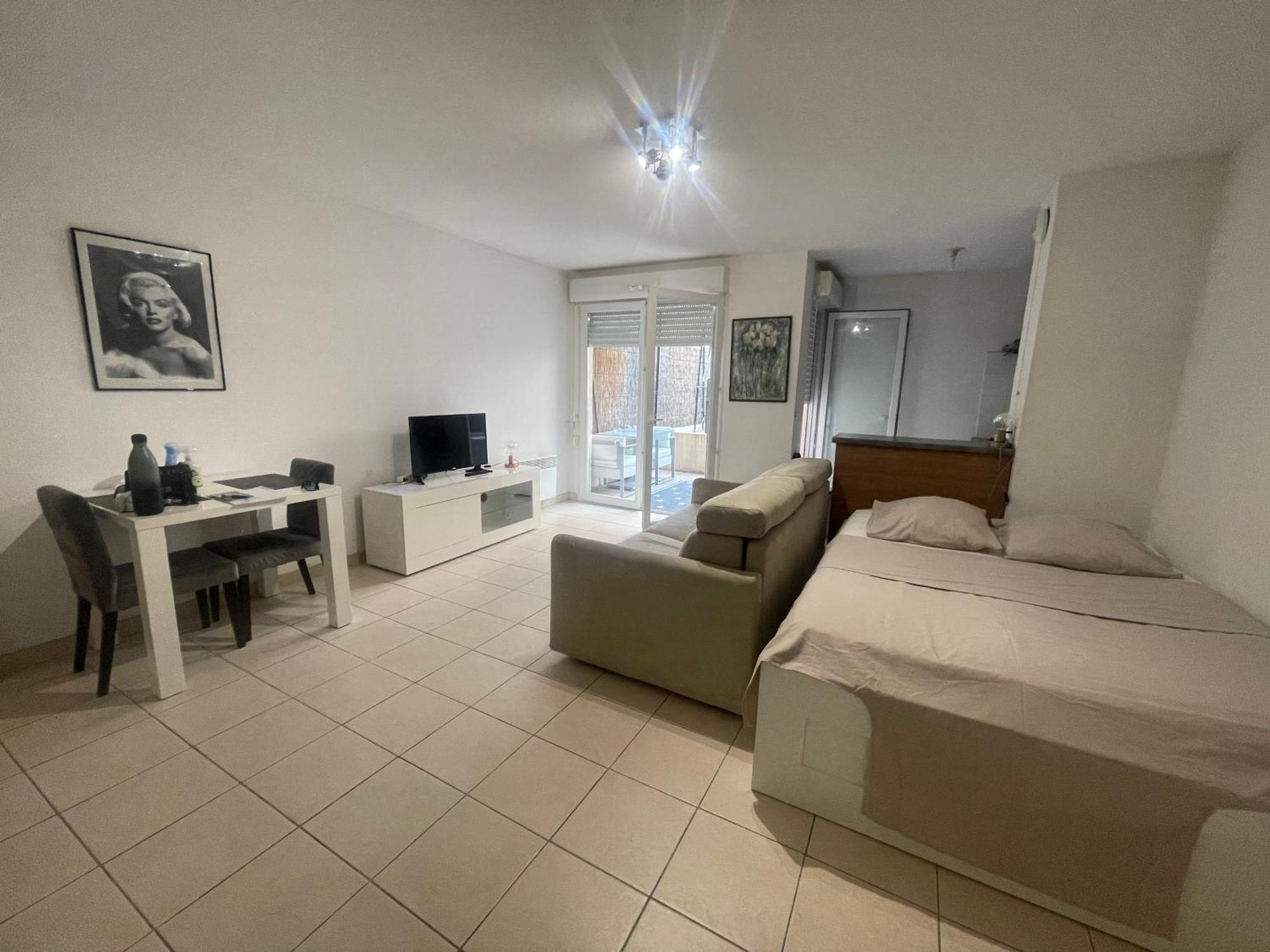 Les Bastides De Gauguin Apartment แซ็งต์-โลร็อง-ดู-วาร์ ภายนอก รูปภาพ